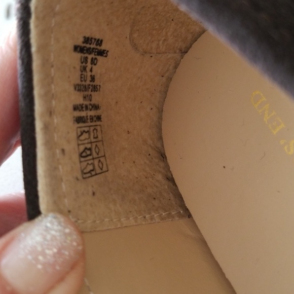 Brand New Lands' End Brown Suede Flats - Picture 5 of 5